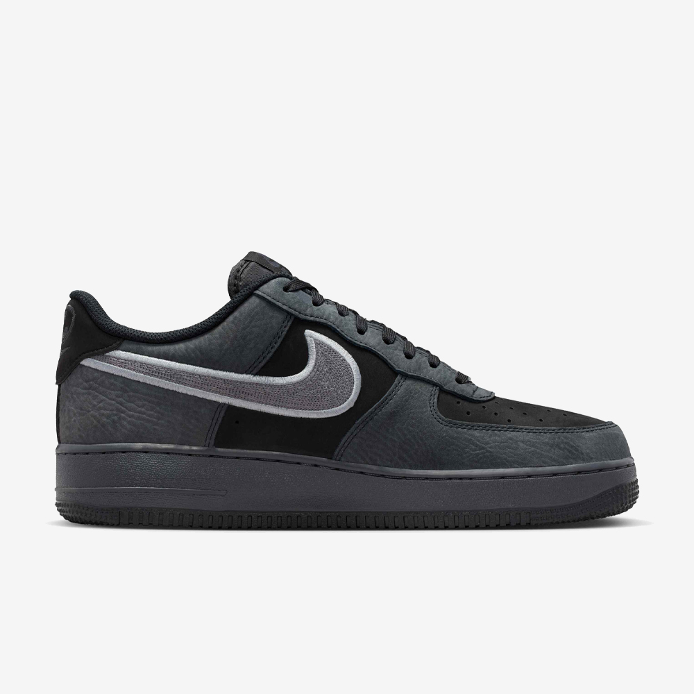 Air Force 1 '07 LV8, Black/Smoke Grey/Dark Smoke Grey#115420