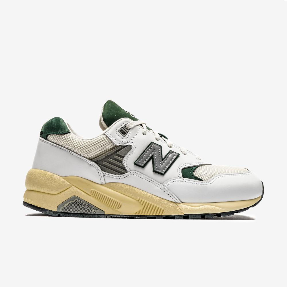 580, White/Nightwatch Green#110731