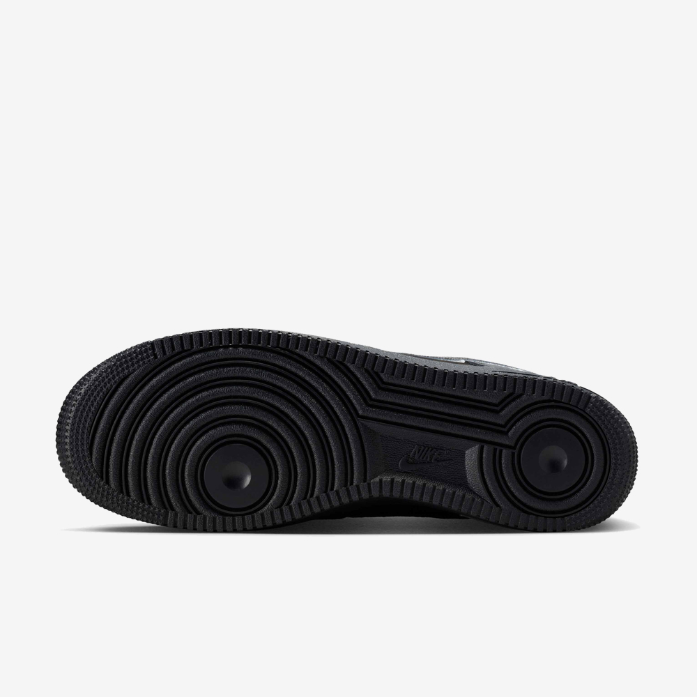 Air Force 1 '07 LV8, Black/Smoke Grey/Dark Smoke Grey#115423