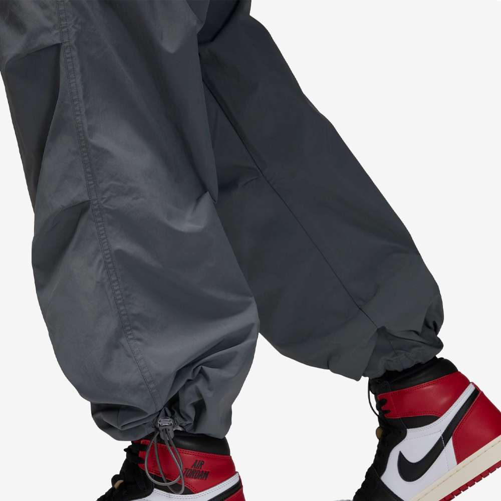 Essentials Woven Trousers, Iron Grey#110578
