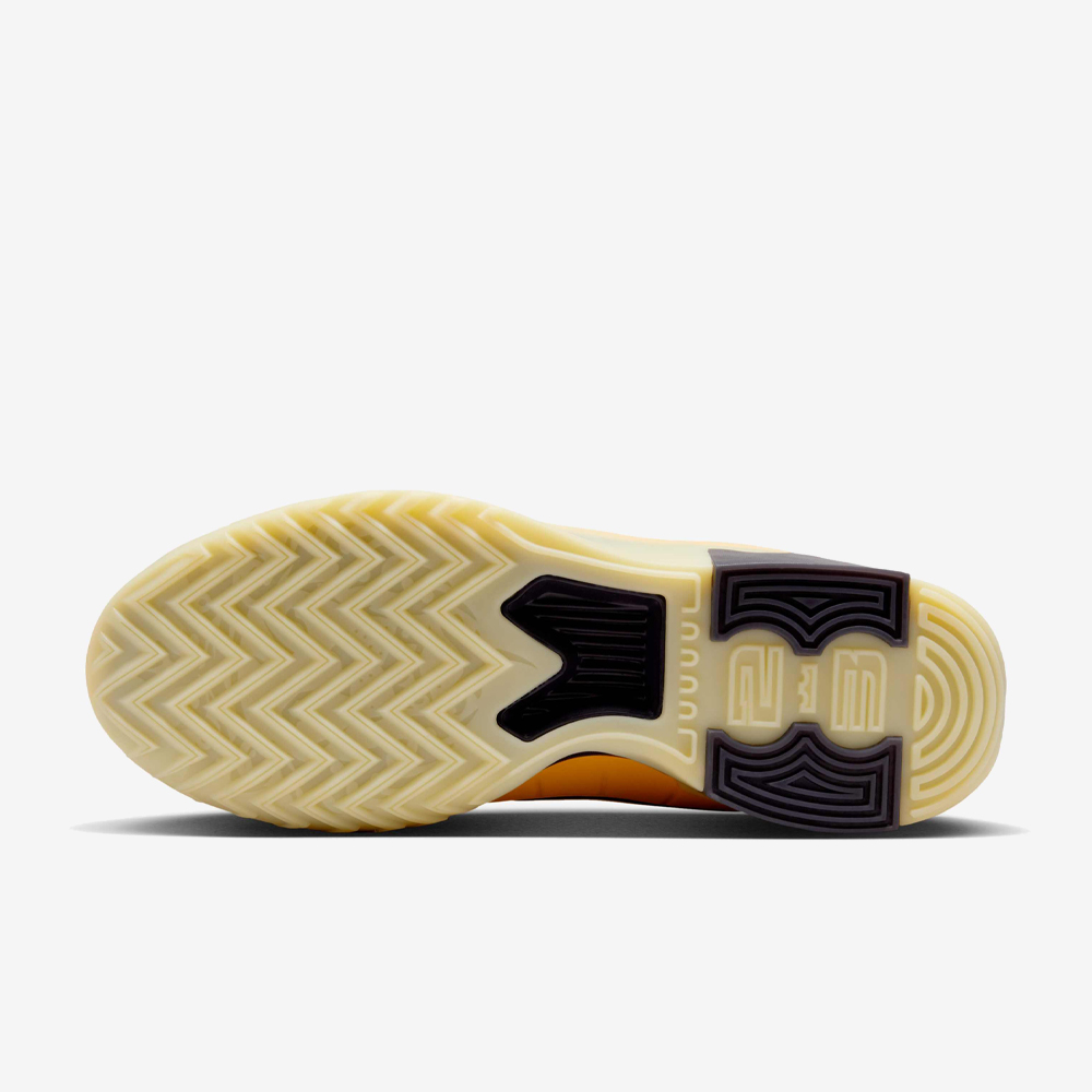 LeBron Witness IX, Amarillo/Soft Yellow#112399