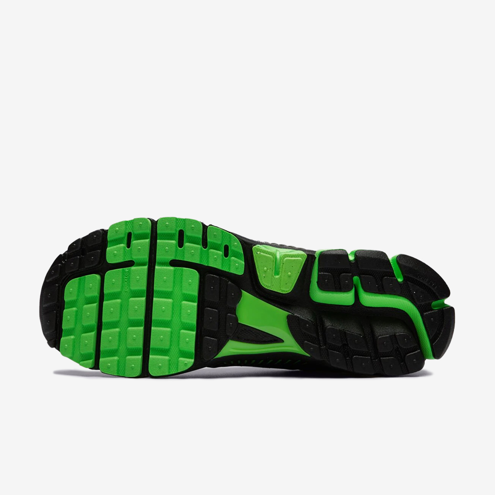 Zoom Vomero 5 SE, Metallic Pewter/Green Strike#113355
