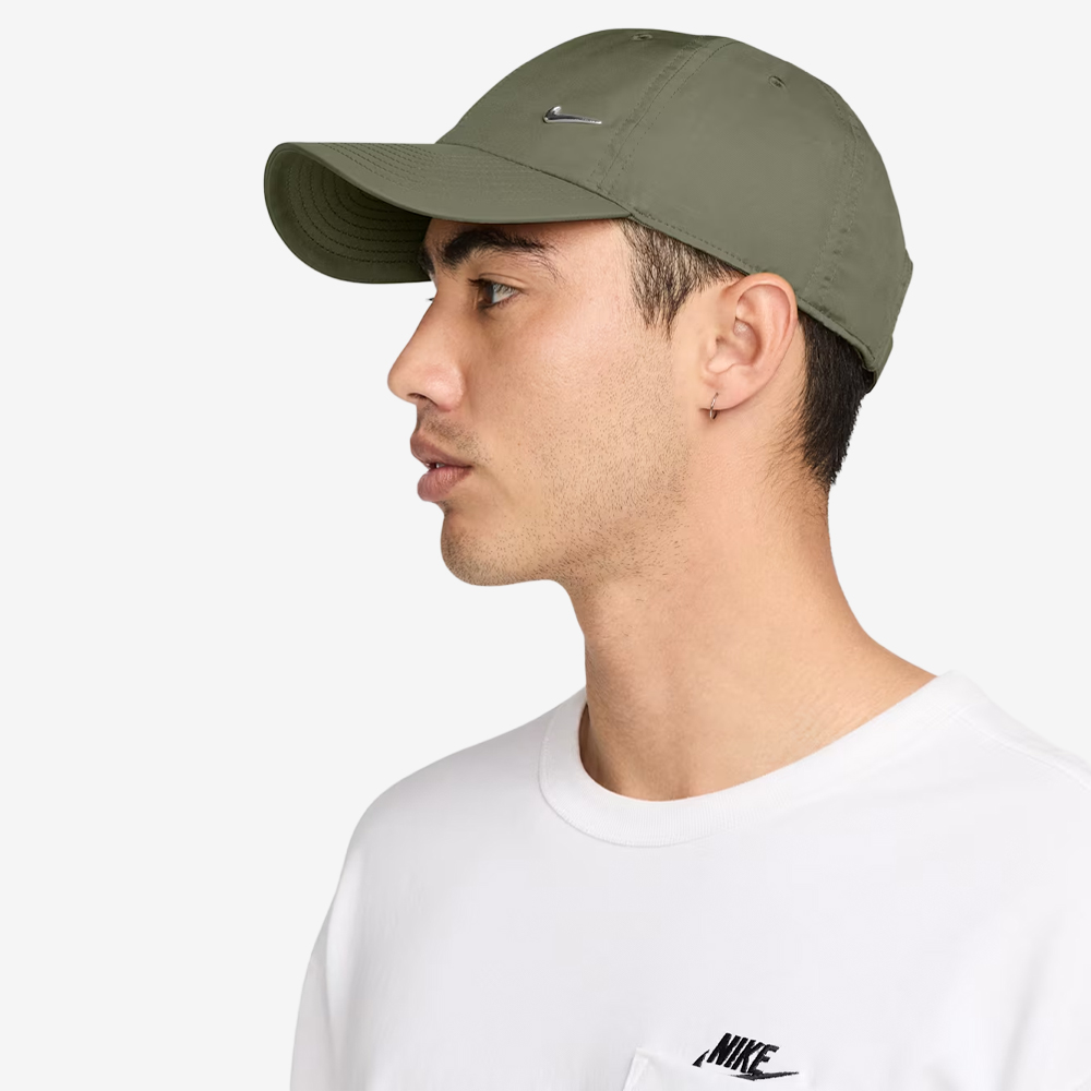 Club Unstructured Dri-FIT Metal Swoosh Cap, Medium Olive#111746