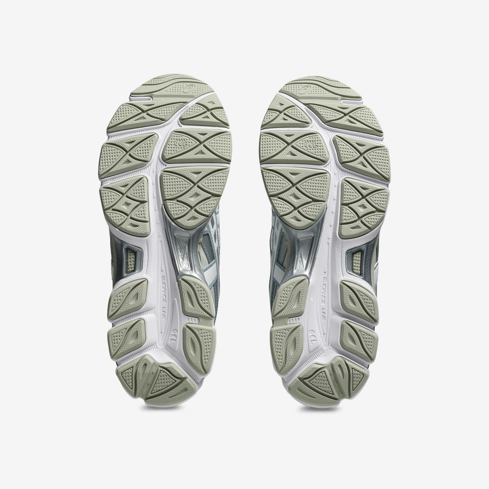 GEL-NYC 2055, Cream/Dolphin Grey#112502