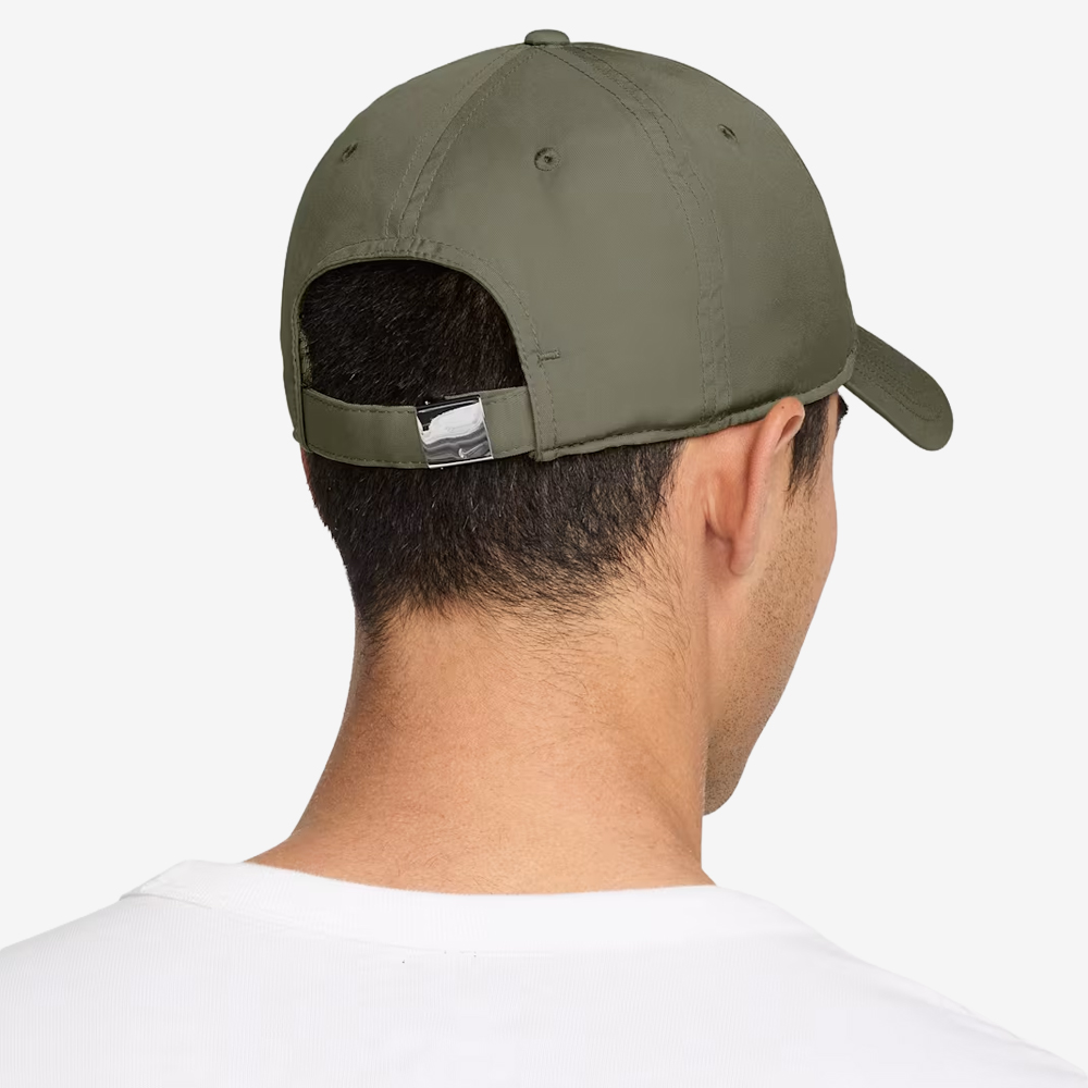 Club Unstructured Dri-FIT Metal Swoosh Cap, Medium Olive#111745
