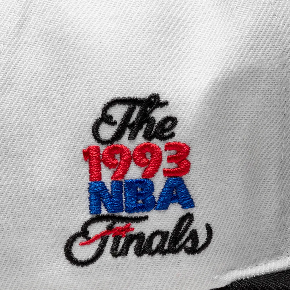 Chicago Bulls NBA Back To 1993 Snapback, White/Black#111667