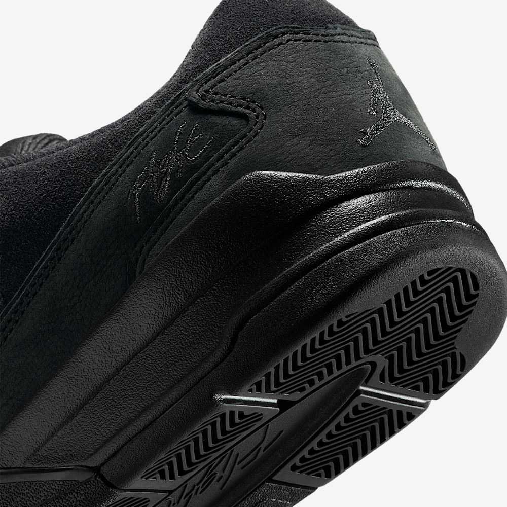 Jordan Flight Court, Black Cat#112266