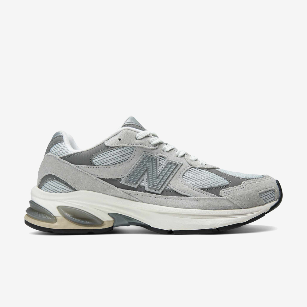 2010, Raincloud/Harbor Grey/White#113540