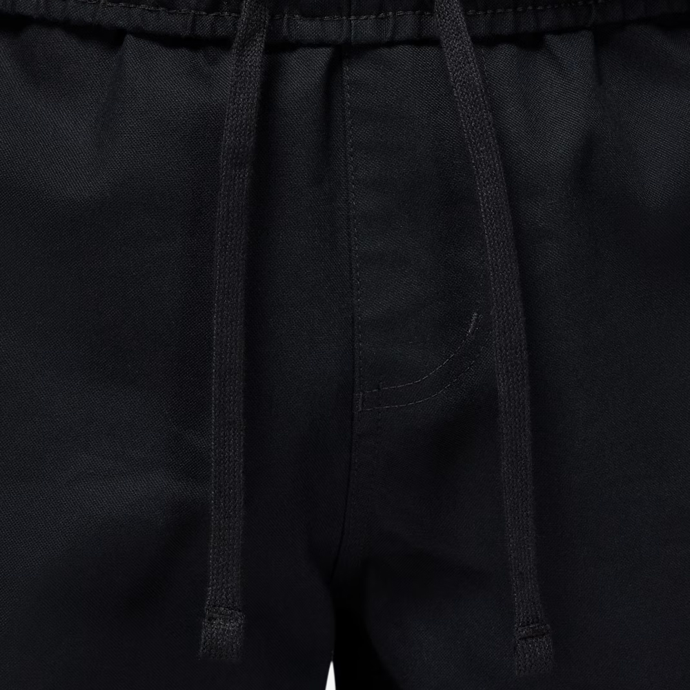 Essentials Woven Shorts, Black/Anthracite#111718